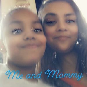 Meet your Posher, Razia